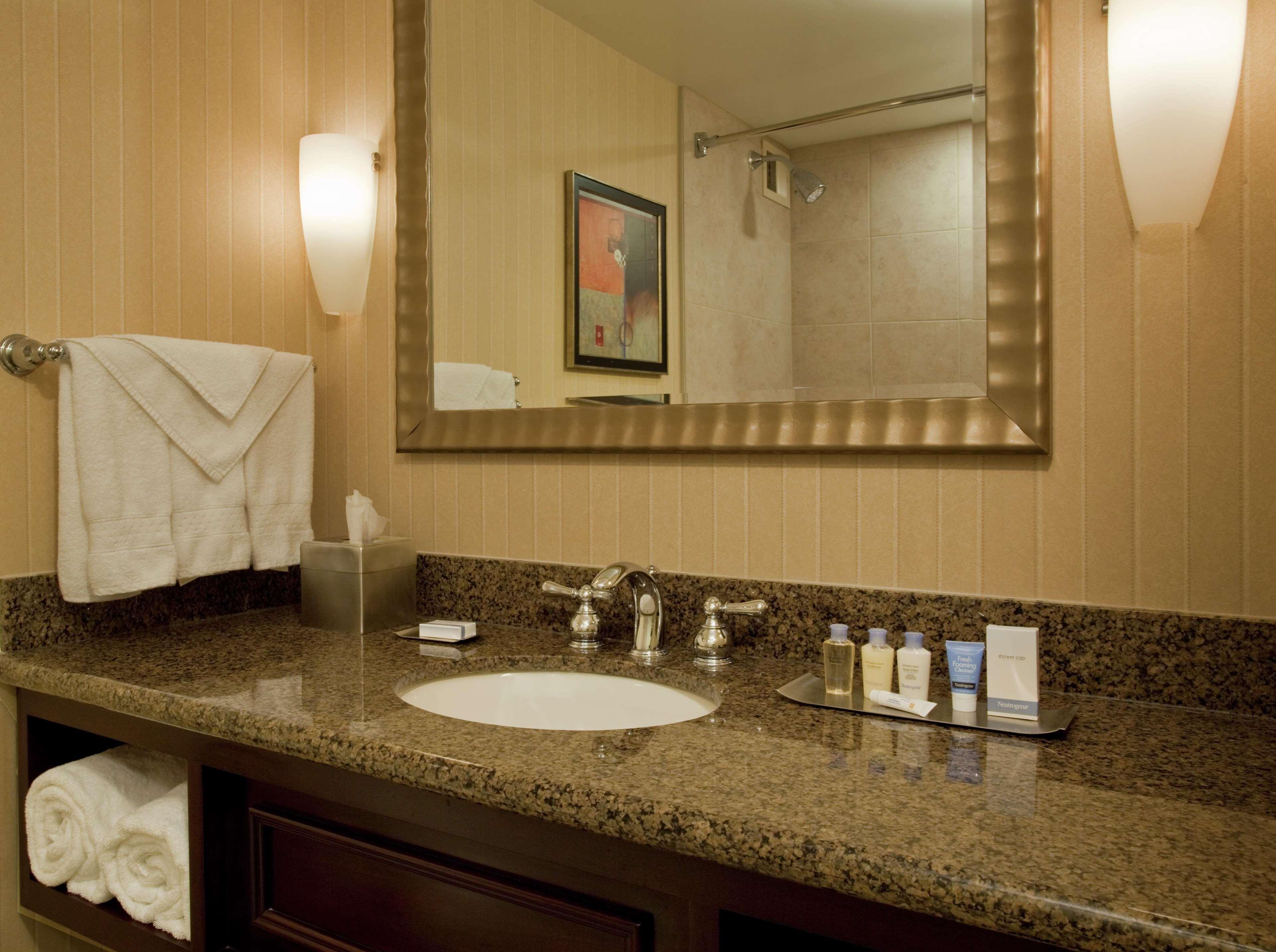 Doubletree By Hilton Hotel Syracuse East Syracuse Kültér fotó