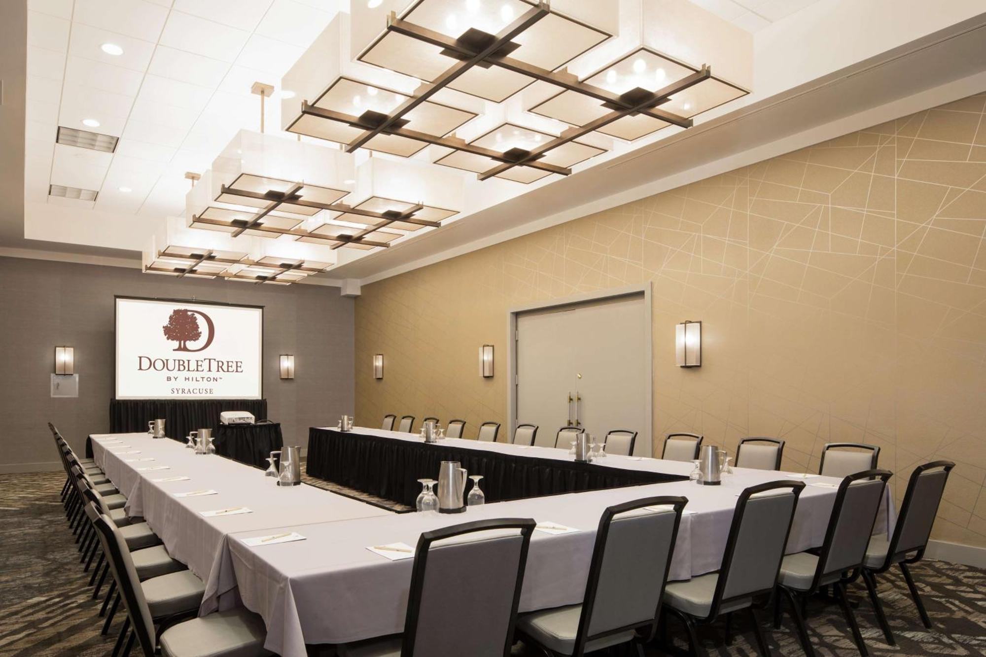 Doubletree By Hilton Hotel Syracuse East Syracuse Kültér fotó