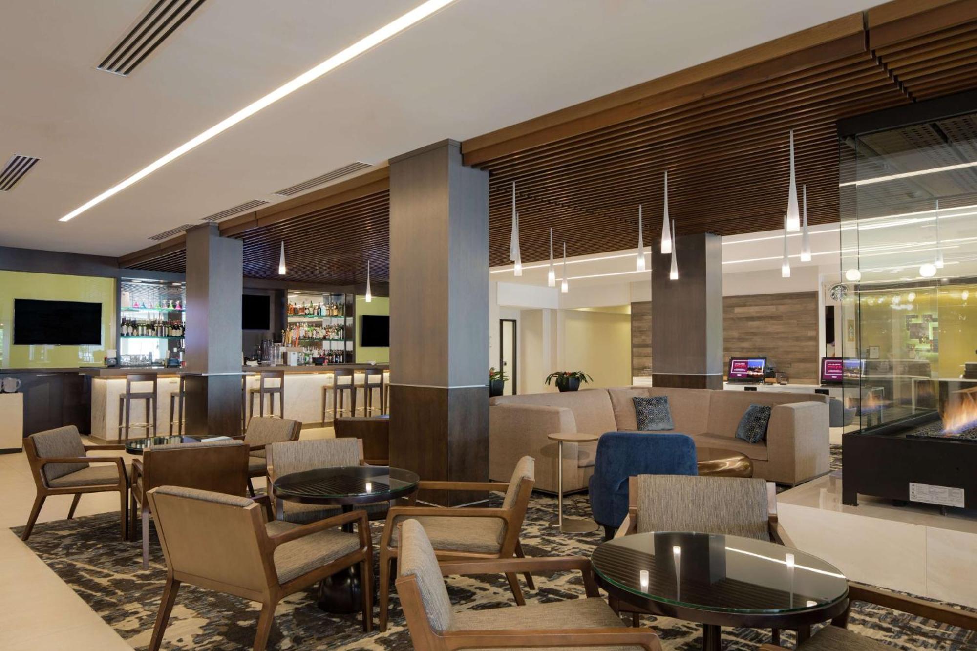 Doubletree By Hilton Hotel Syracuse East Syracuse Kültér fotó